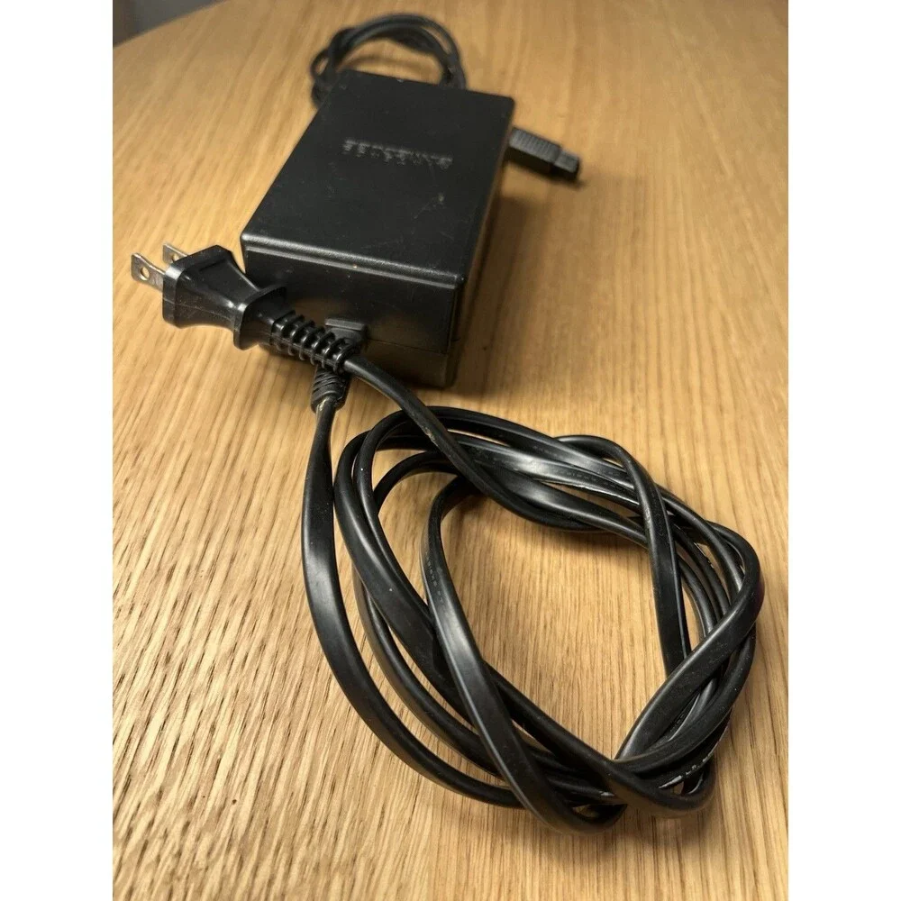 Nintendo Gamecube AC Adapter DOL-002 Genuine OEM Power Supply UNTESTED